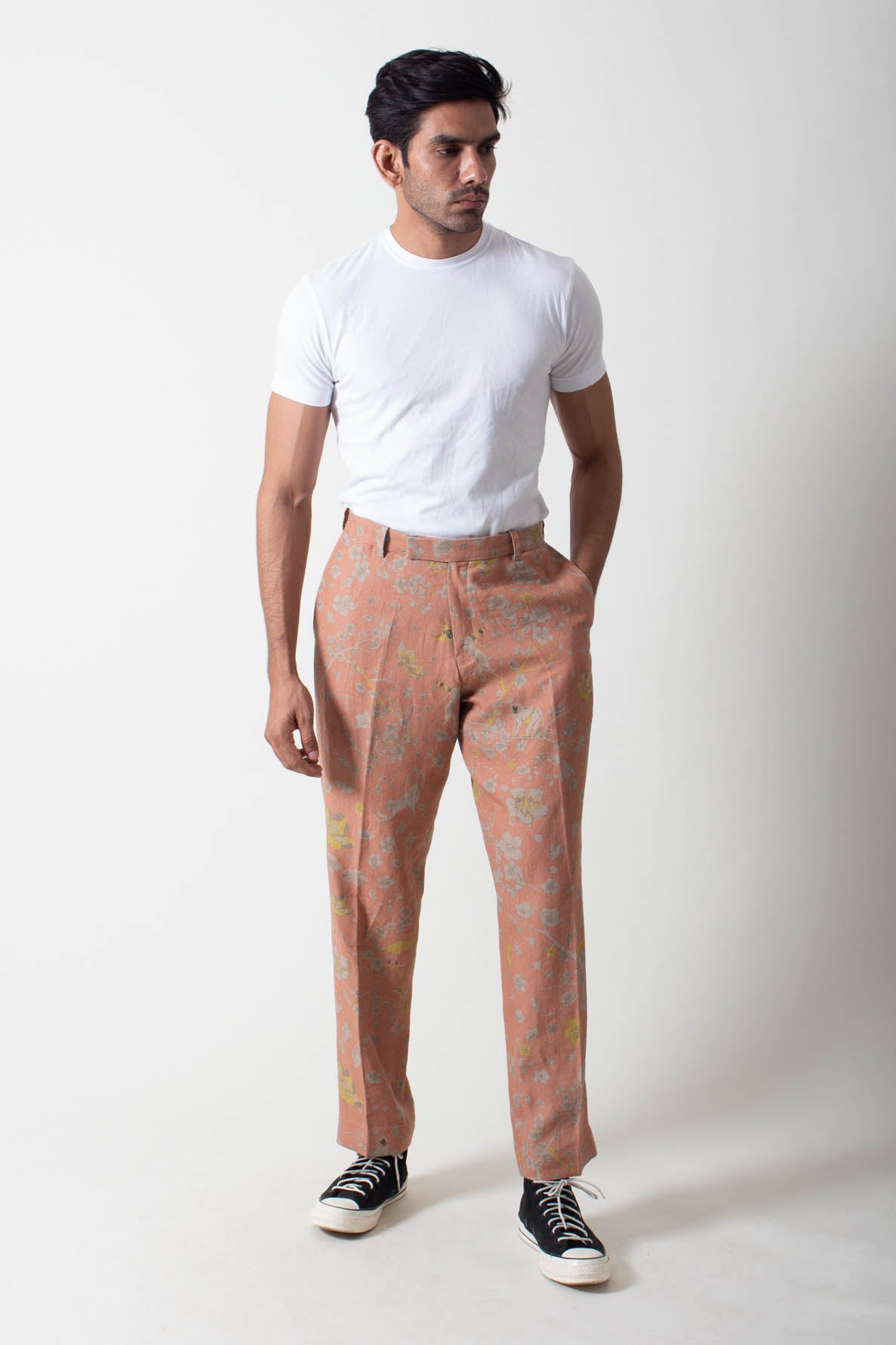 Osaka Style man chino pants in Wales Print Modal carrot fit - Mason's -  Kevin's Men's Wear